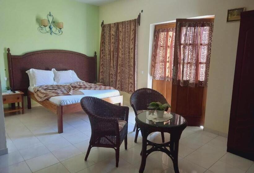 اتاق استاندارد با بالکن, Residencial Rosa Criola
