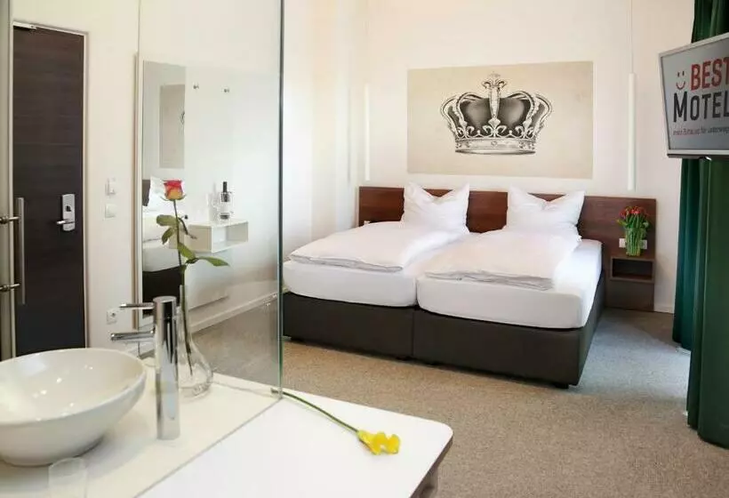 اتاق اجرایی یک تخته, Best Motel