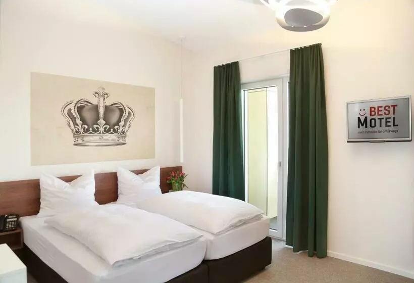 اتاق استاندارد یک نفره, Best Motel