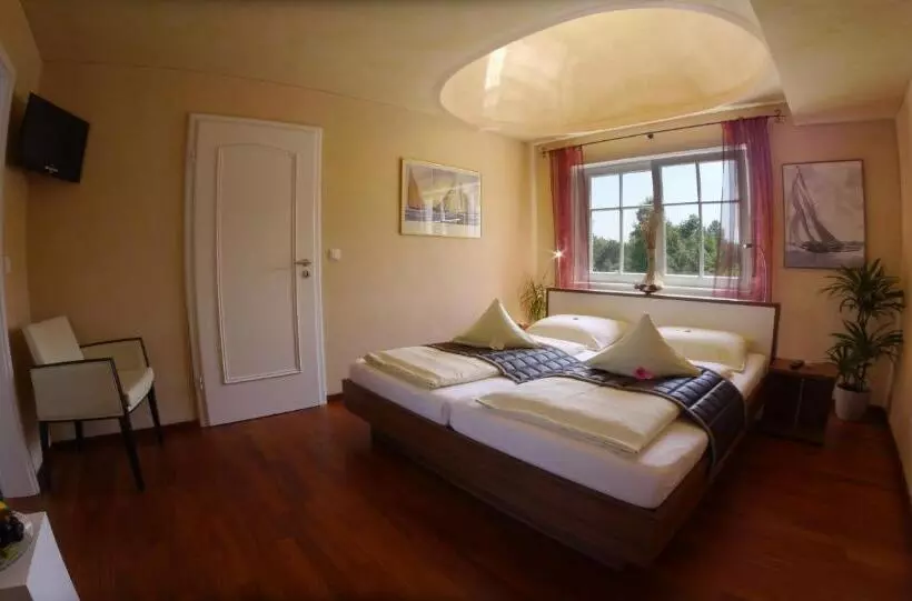公園の見えるスーペリアルーム, Boutiquehotel Zur Winzerstube Adults Only