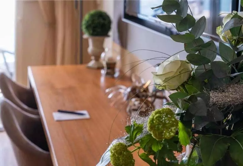 Superior room with lake view, Boutiquehotel Zur Winzerstube Adults Only