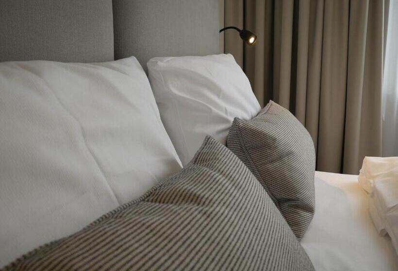 Quarto standard, Am Engelberg