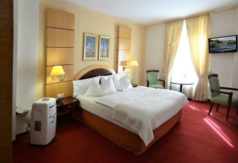 컴포트 룸, Am Kochbrunnen