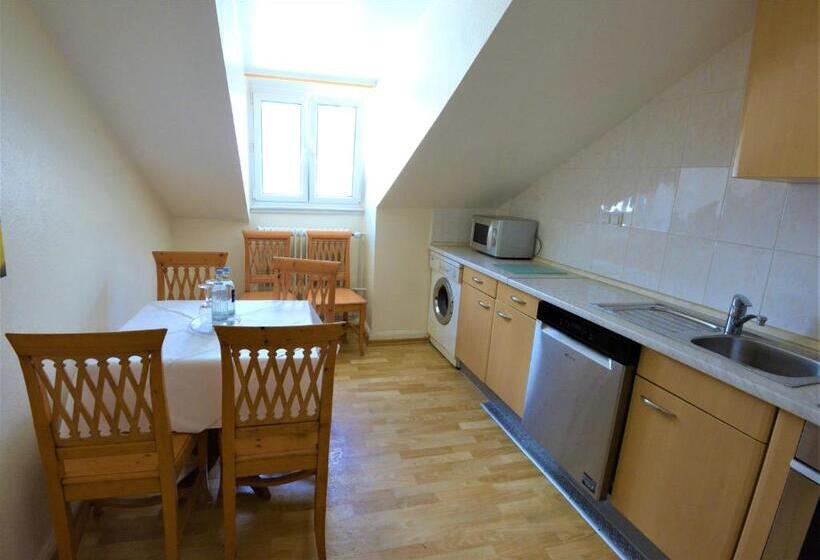 디럭스 스위트, Am Kochbrunnen