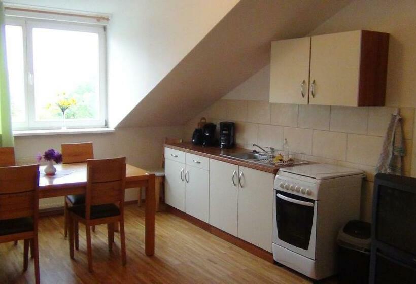 إستوديو قياسى, Apartmentpension Am Stadtschloss