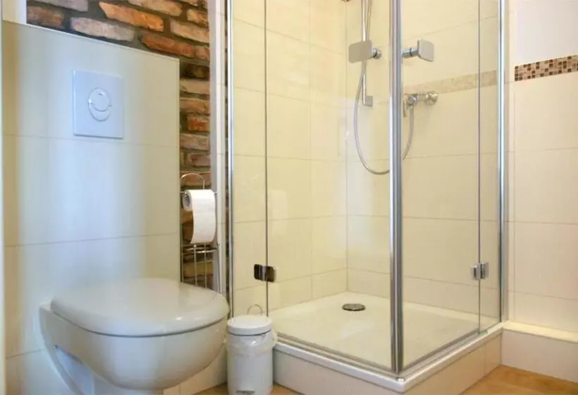 ベーシックトリプルルーム, Apartmentpension Am Stadtschloss