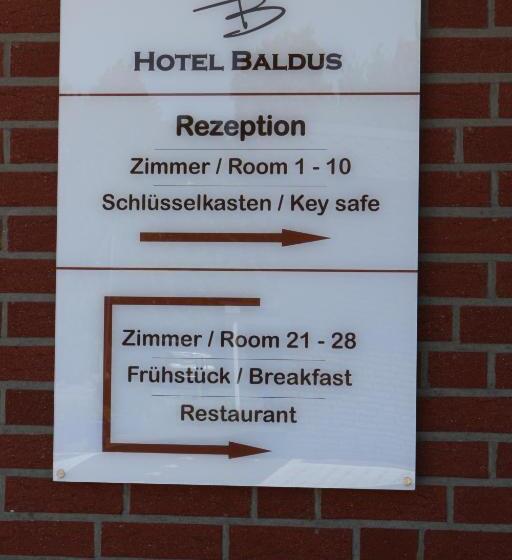 غرفة كومفورت, Baldus