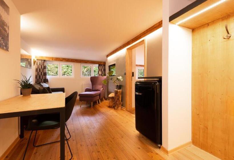 スイート, Freistil Boutique