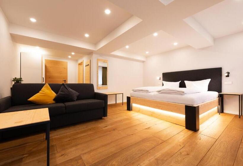 ジュニアスイート, Freistil Boutique