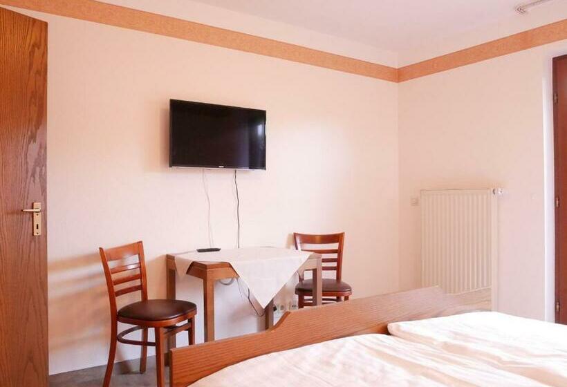 חדר סטנדרט, Gasthaus Engel