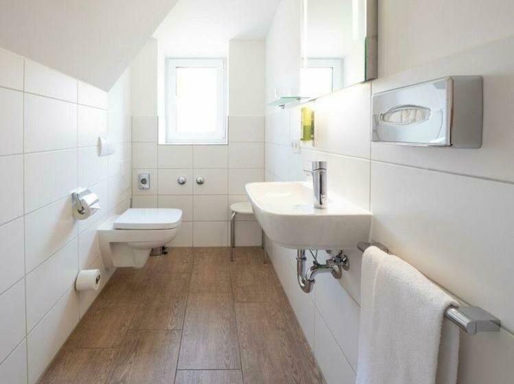 Номер Стандарт, Gasthaus Poelt