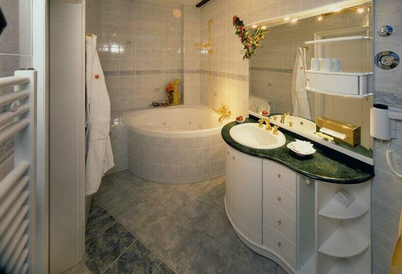 Люкс с гидромассажем, Gasthaus Stobbermühle