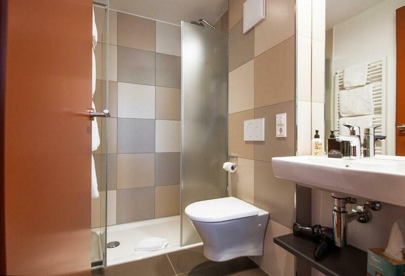 スタンダードルーム, Gengs Linde