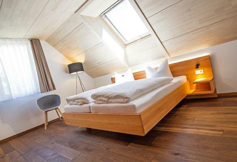 スタンダードルーム, Gengs Linde