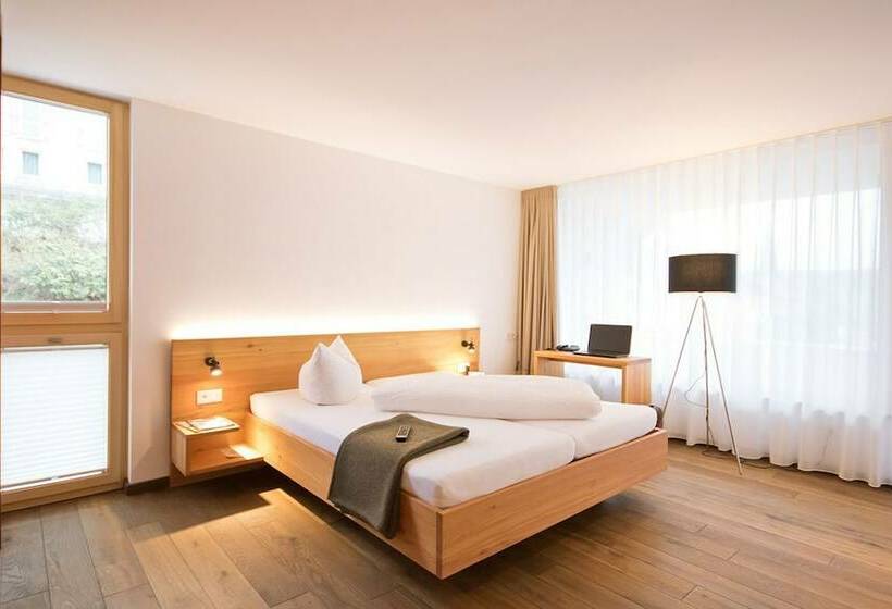 スタンダードルーム, Gengs Linde