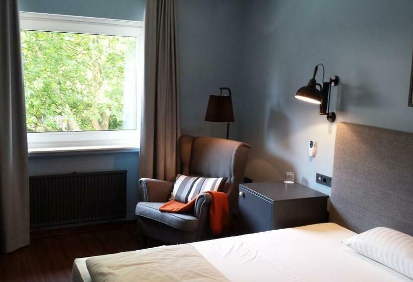 غرفة قياسية, Henry