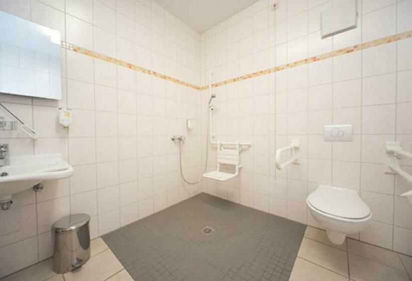 Номер Стандарт Адаптированный для Инвалидов, Landhotel Bad Dürrenberg