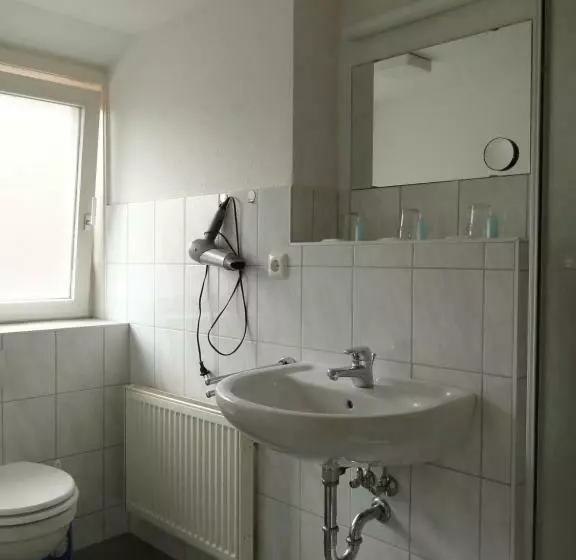 Economy Triple Room, Ludwig Harms Haus Hermannsburg