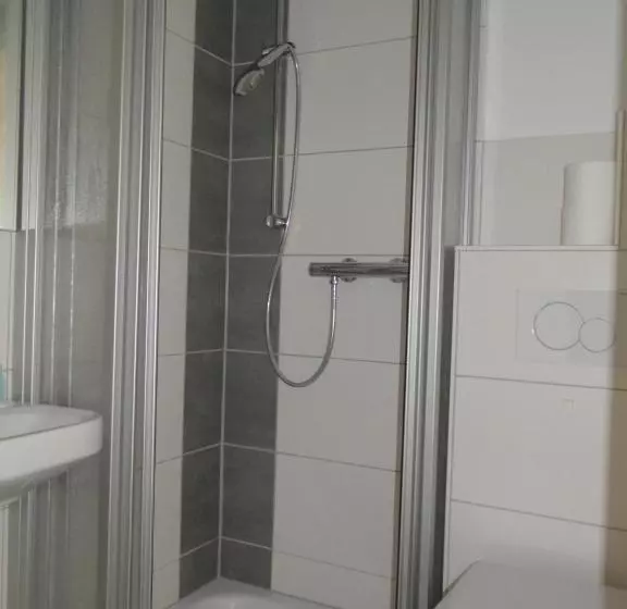 Economy Triple Room, Ludwig Harms Haus Hermannsburg
