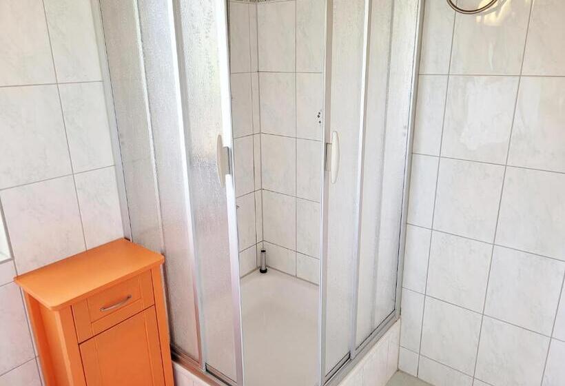 Бунгало Стандарт Вид на Сад, Pension Landhaus Teichgraf