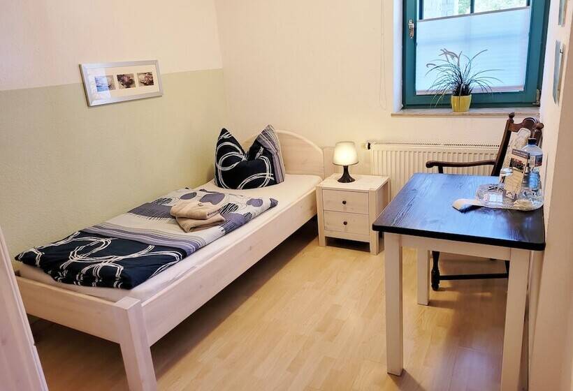 Номер Economy Индивидуальный, Pension Landhaus Teichgraf