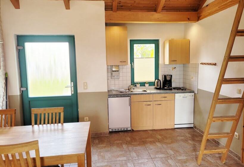 Бунгало Стандарт Вид на Сад, Pension Landhaus Teichgraf