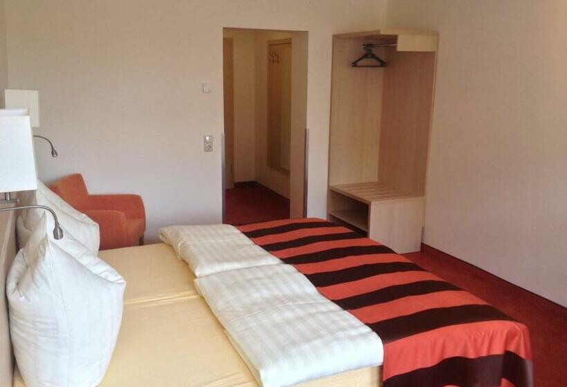 スタンダードルーム, Pension Ratskeller