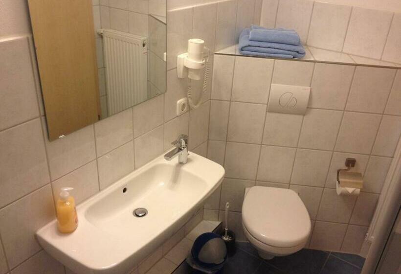 スタンダードシングルルーム, Pension Ratskeller