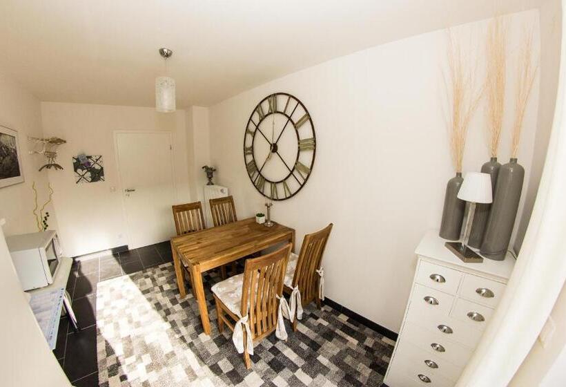 Quarto Standard Individual Casa de Banho Partilhada, Pension Weinsberger Tal