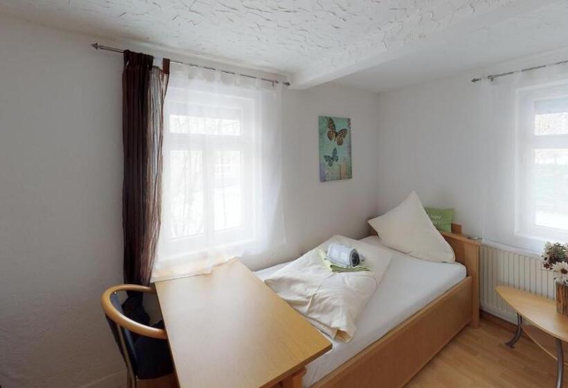 Casa 3 Dormitórios, Pension Weinsberger Tal