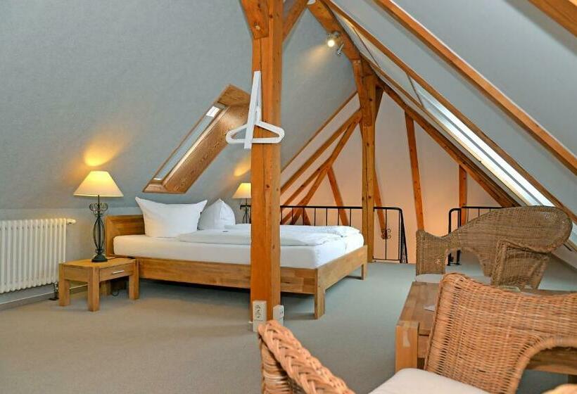 شقة غرفة واحدة, Pension Zum Brauhaus