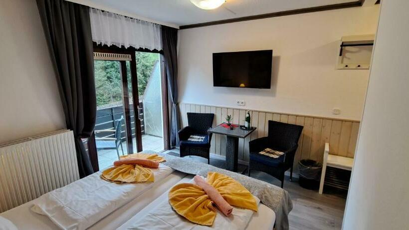 חדר סטנדרט עם מרפסת, Quellenhof Altenau