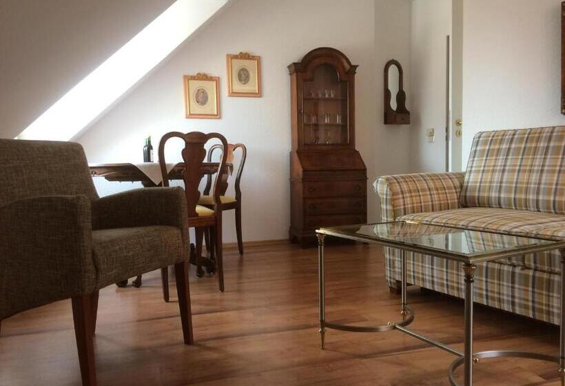 Люкс Повышенной Комфортности, Spiegel Garni