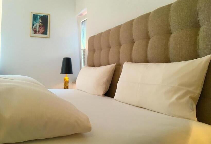 Полулюкс Повышенной Комфортности, Spiegel Garni