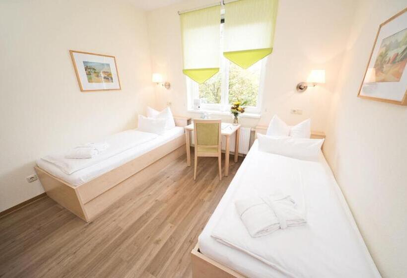 Номер Стандарт, Landhotel Bad Dürrenberg