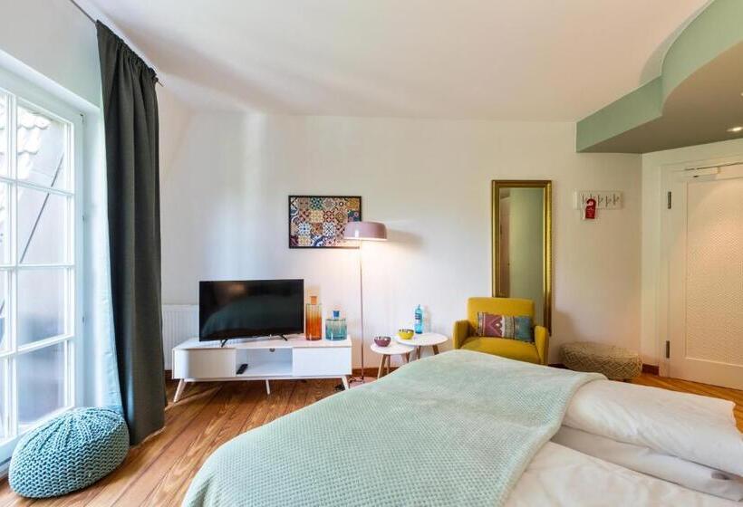 标准间带湖景, Seehotel Villago