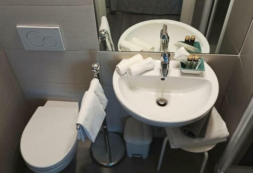 חדר סטנדרט, Bb Arcana