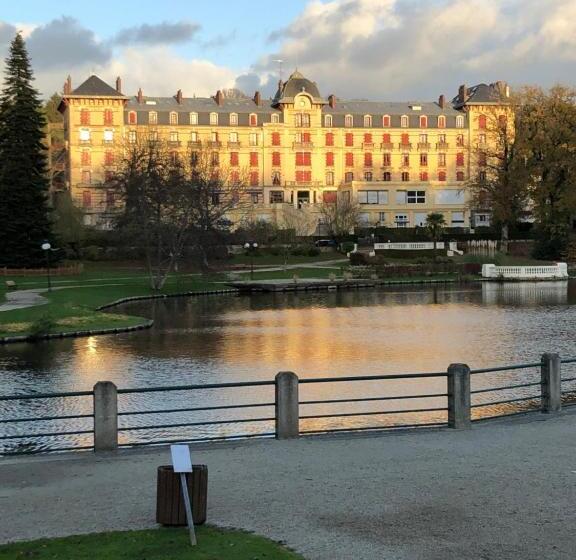 标准间, Manoir De La Prise Tarot