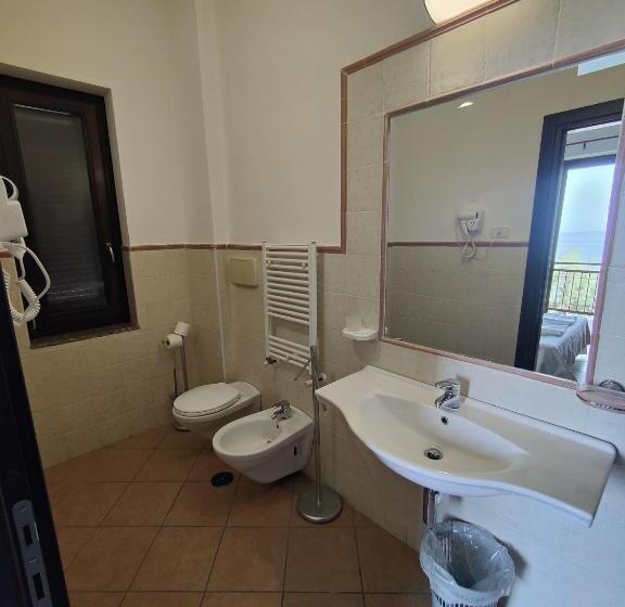 Triple Room Sea View, Acciaroli