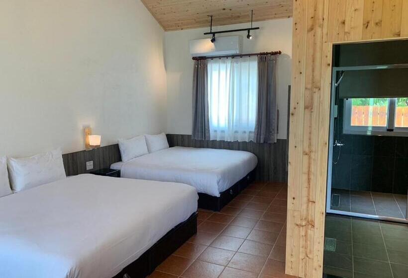 اتاق استاندارد چهار تخته, Leju Diary B&b