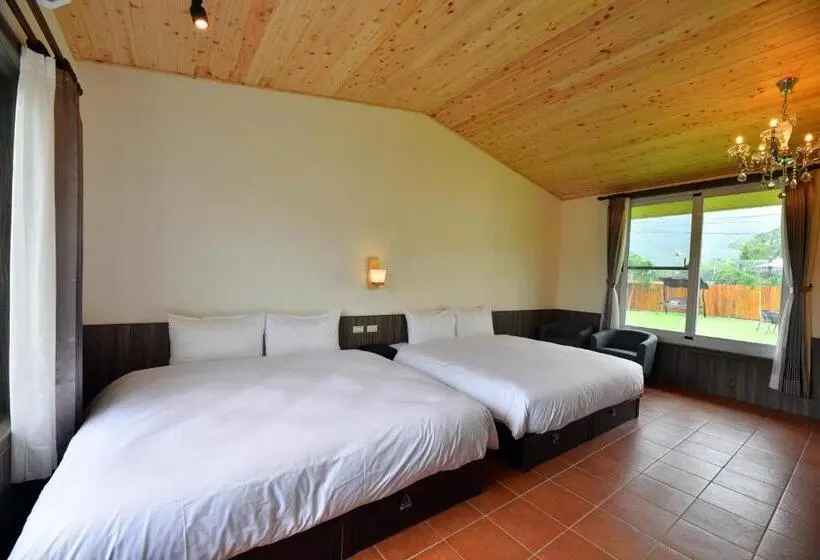 اتاق استاندارد چهار تخته, Leju Diary B&b