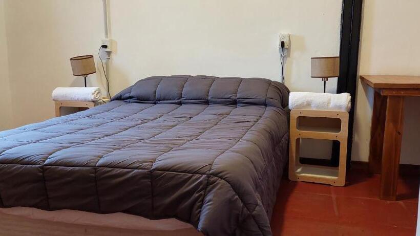 발코니 디럭스 룸, Nina Hostel