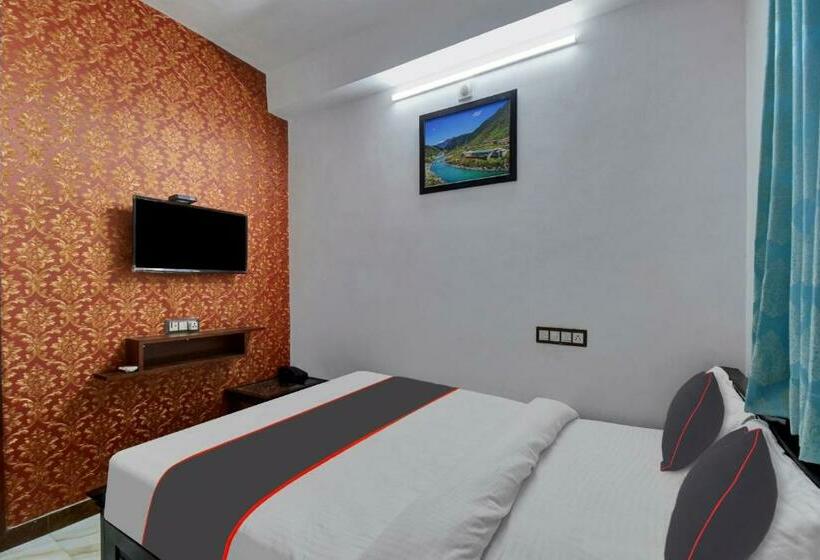 トリプルクラシックルーム, Super Collection O Hotel Shree Ji Palace