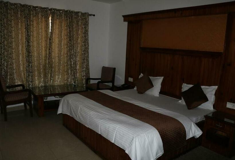 חדר אקונומי, The Abhinandan