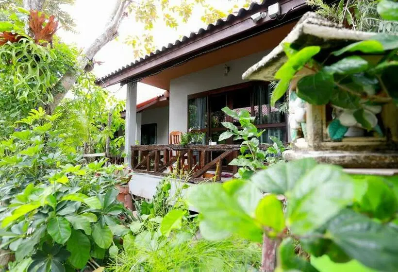 ガーデンビュースタンダードルーム, Sangaroon Bungalow