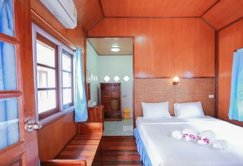 オーシャンビュースタンダードルーム, Sangaroon Bungalow