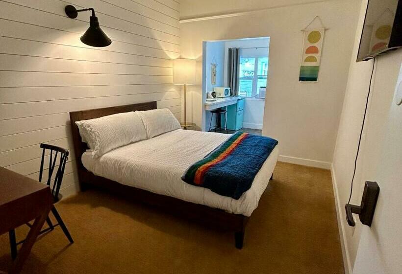 장애인을 위한 스탠다드 룸, Sierra Motor Lodge   A Sierra Blue