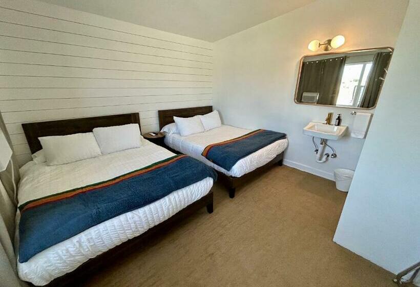 غرفة قياسية حمام مشترك, Sierra Motor Lodge   A Sierra Blue