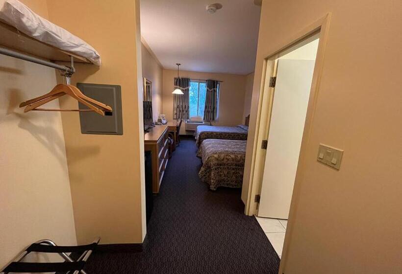 غرفة عائلية, Fairview Inn