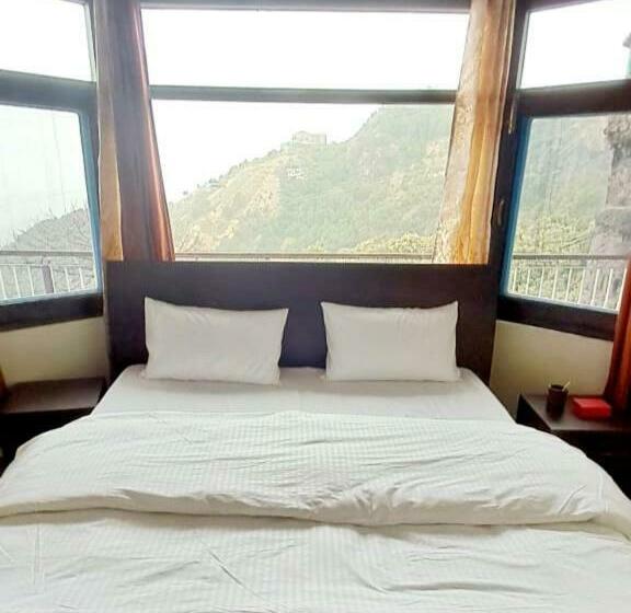 اتاق استاندارد با تخت بزرگ, Om Niwas Homestay